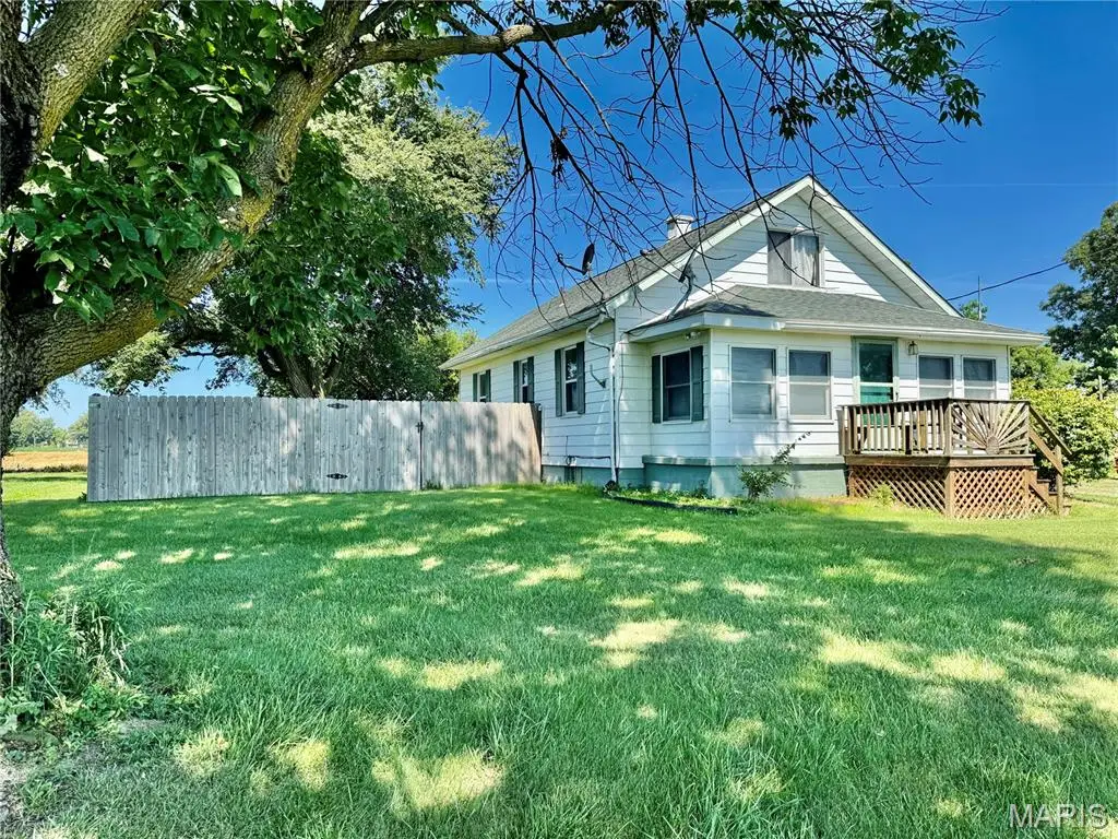 6015 State Route 4, Mascoutah, IL 62258 - #1