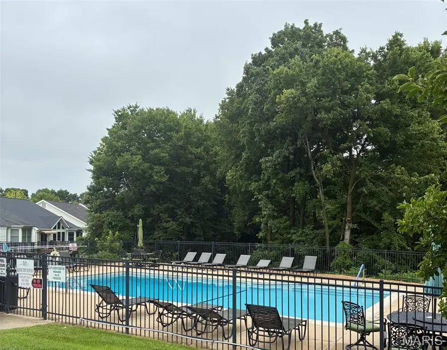 410 Benton Drive #L, Saint Peters, MO 63376 - #2