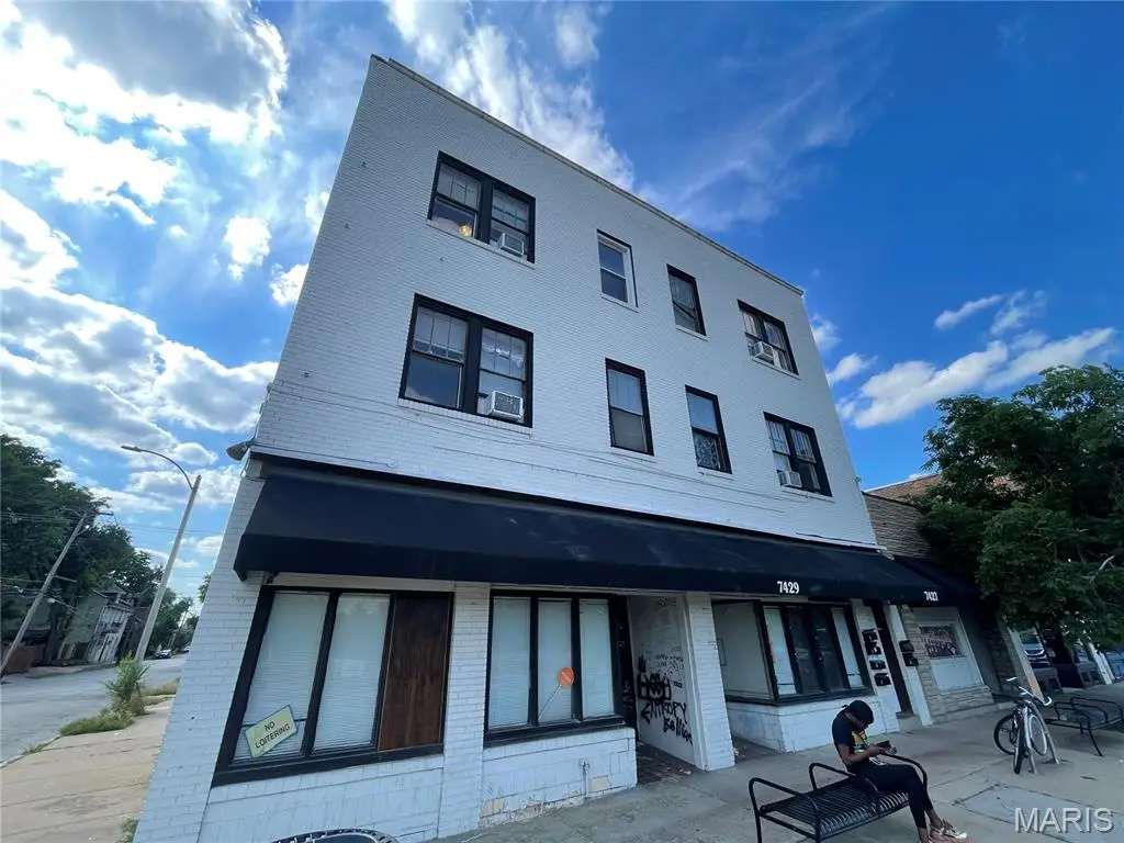7427 S Broadway, Saint Louis, MO 63111 - #1