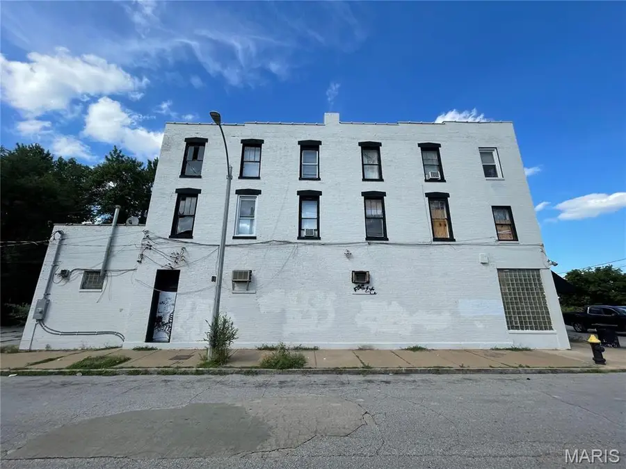 7427 S Broadway, Saint Louis, MO 63111 - #3