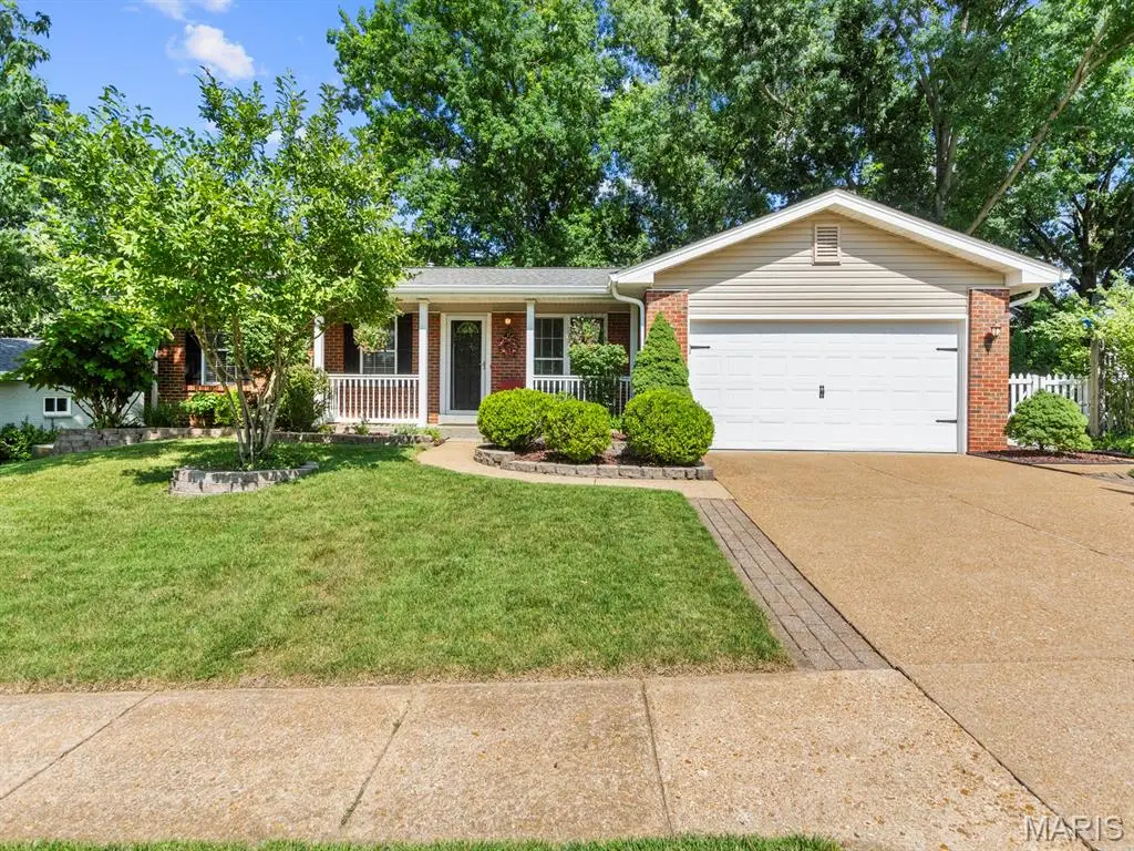 7042 Yellow Jacket Place, Saint Louis, MO 63129 - #1