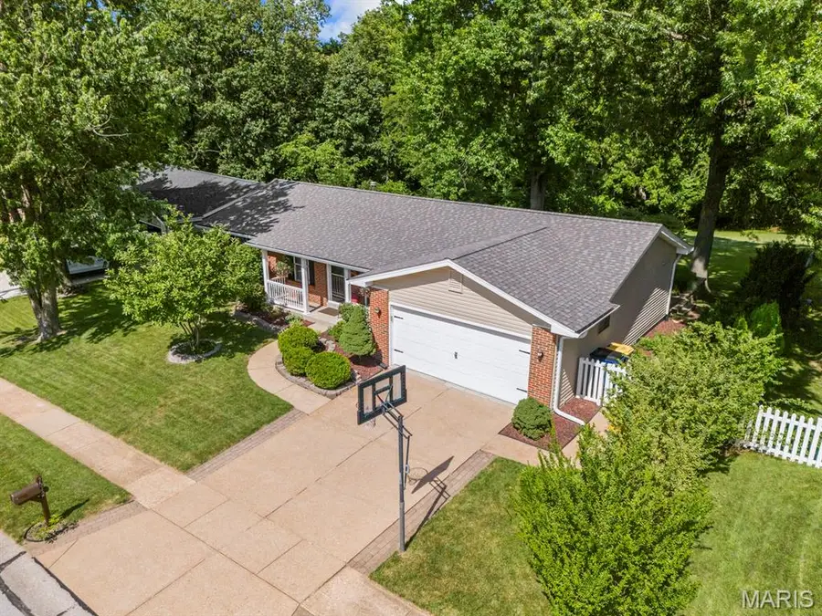 7042 Yellow Jacket Place, Saint Louis, MO 63129 - #2