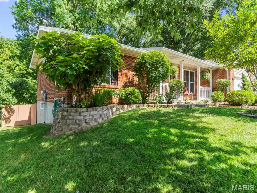 7042 Yellow Jacket Place, Saint Louis, MO 63129 - #3