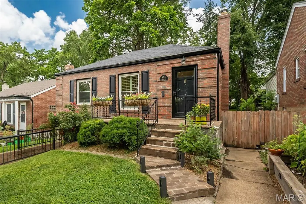 8719 White Avenue, Brentwood, MO 63144 - #1