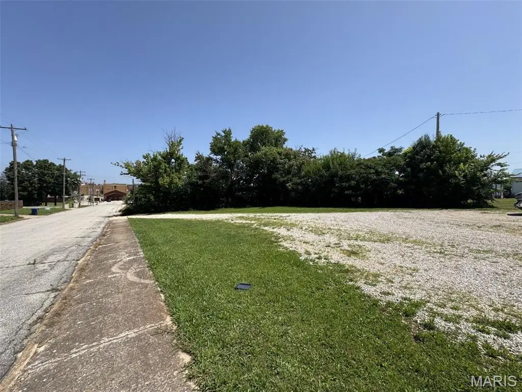 4 S Tower Street, Salem, MO 65560 - #1