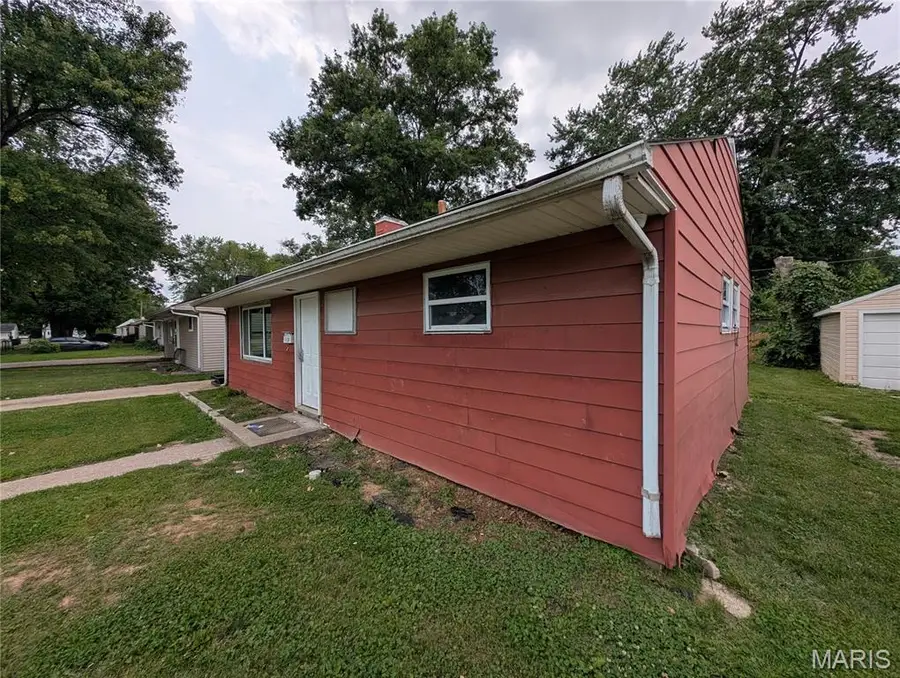 1138 Lilac Drive, Belleville, IL 62220 - #3