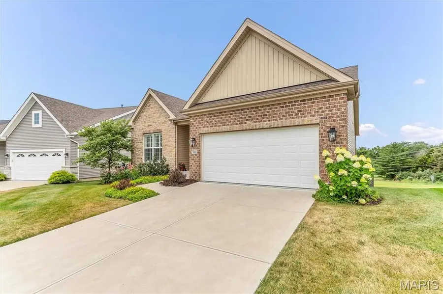 506 Columbia Downs Drive, Lake Saint Louis, MO 63367 - #3