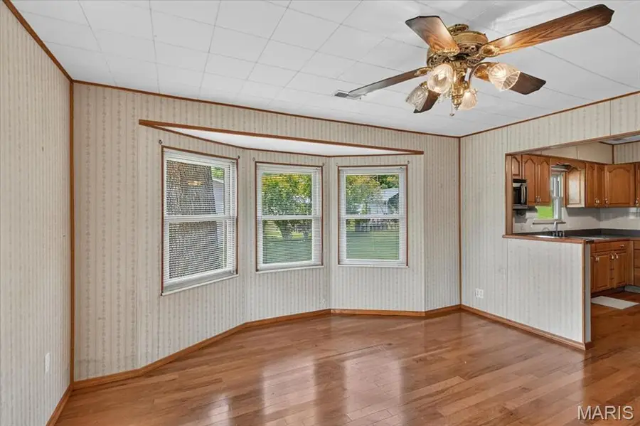 110 Edgeworth Avenue, Maryland Heights, MO 63043 - #3