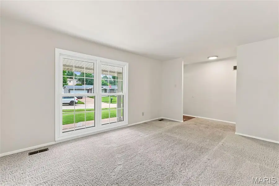 1448 La Cerros Lane, Florissant, MO 63031 - #2