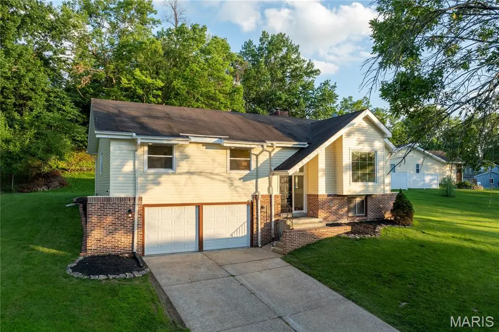 6938 Jamestown Way Drive, Florissant, MO 63033 - #1