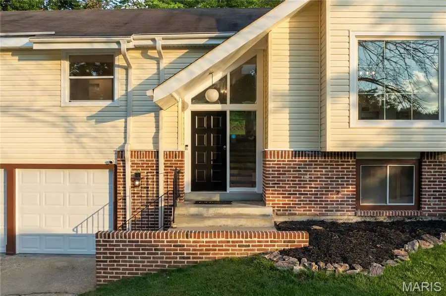 6938 Jamestown Way Drive, Florissant, MO 63033 - #2