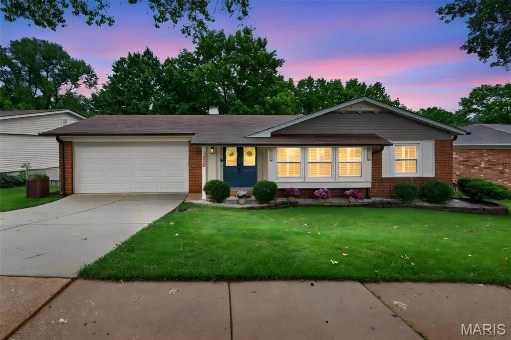 5738 Lost Brook Court, Oakville, MO 63129 - #1