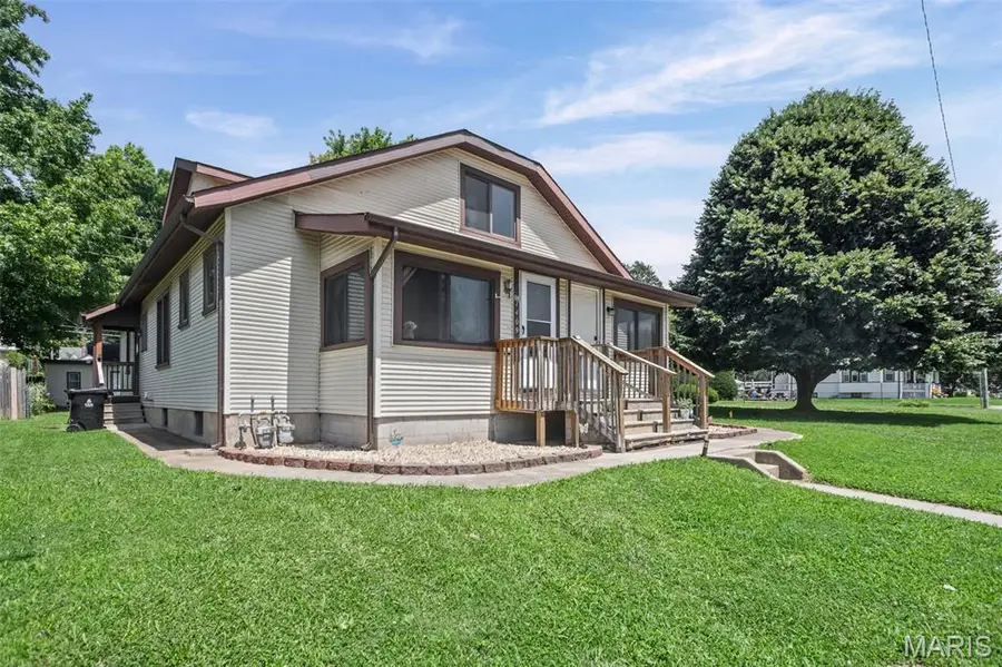 1411 N Charles Street, Belleville, IL 62221 - #3