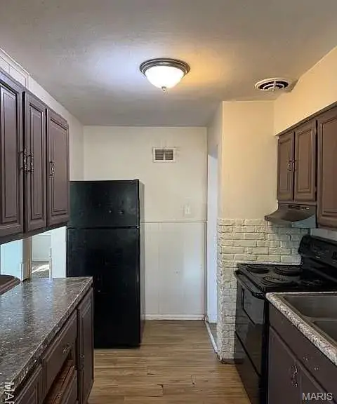 17 Godfrey Lane, Ferguson, MO 63135 - #3