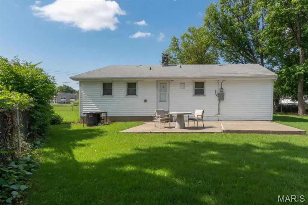 8433 1st Street, Berkeley, MO 63134 - #1