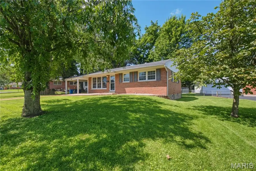 350 Saint Patrick Lane, Florissant, MO 63031 - #2