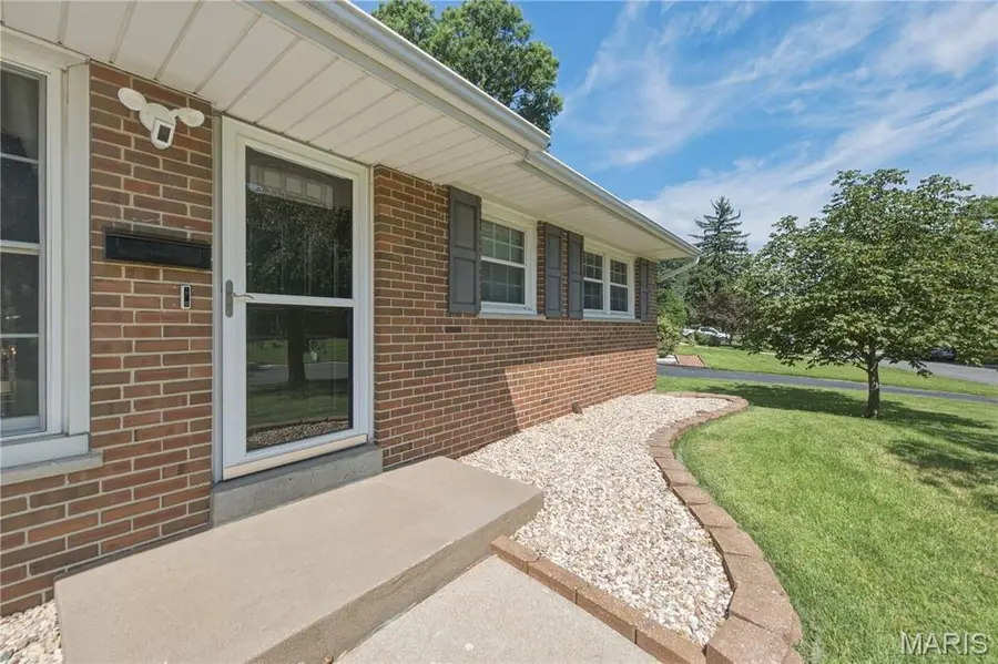 350 Saint Patrick Lane, Florissant, MO 63031 - #3