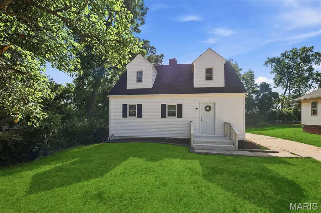 2825 Gerson Avenue, Godfrey, IL 62035 - #1