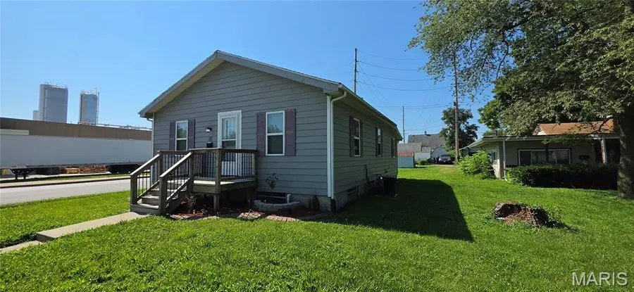 519 E Washington Street, O Fallon, IL 62269 - #3
