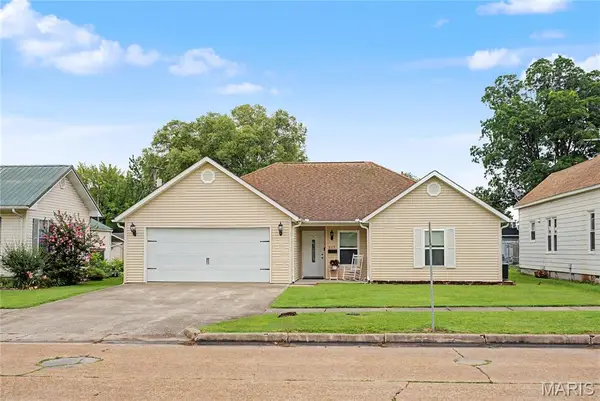 217 Elliott Avenue, Chaffee, MO 63740