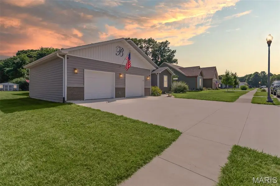 419 Sandpiper Lane, Grafton, IL 62037 - #3