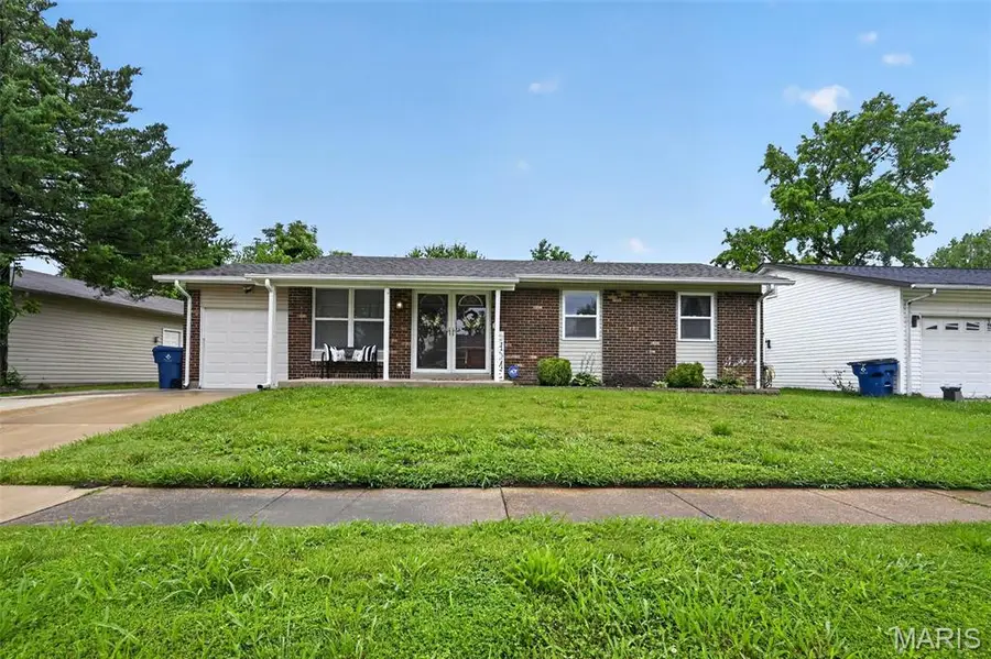 3027 Luxury Drive, Florissant, MO 63031 - #3