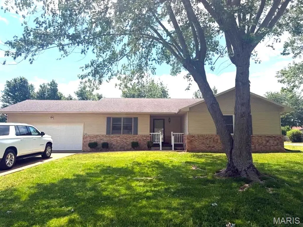 400 Farmers Lane, Lebanon, MO 65536 - #1