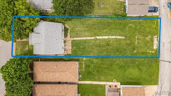 2622 Pearl Avenue, St Louis, MO 63139