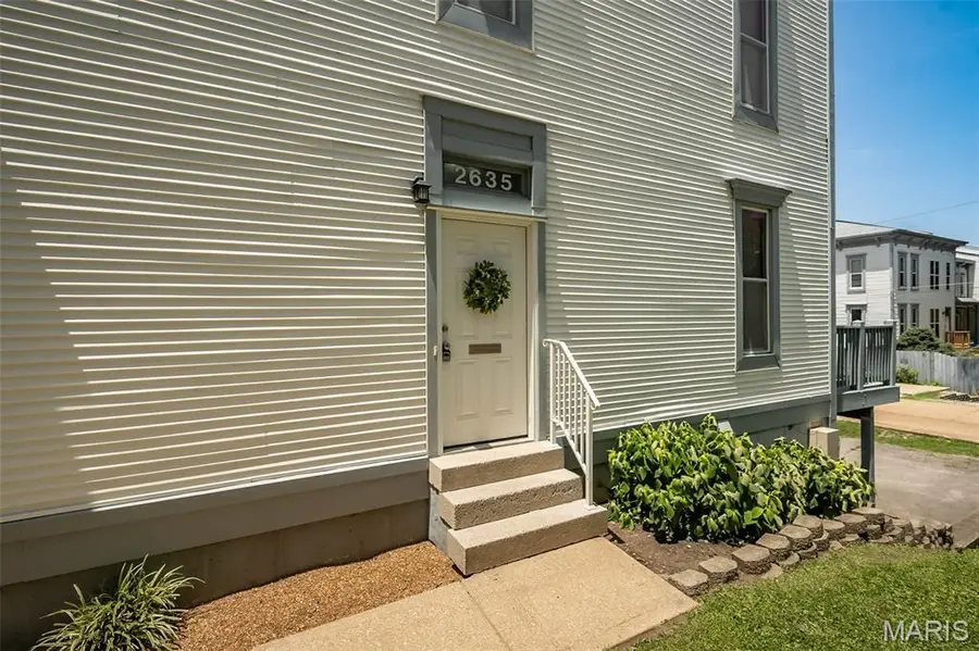 2635 Saint Vincent Avenue, Saint Louis, MO 63104 - #3