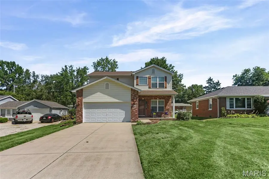410 E Jefferson Street, O Fallon, IL 62269 - #2