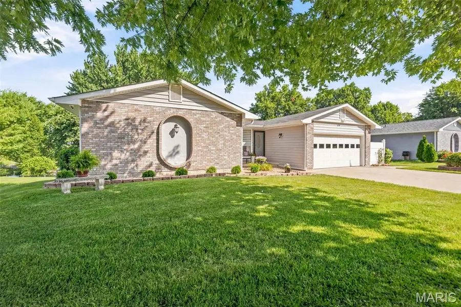75 Park Charles Boulevard, Saint Peters, MO 63376 - #2