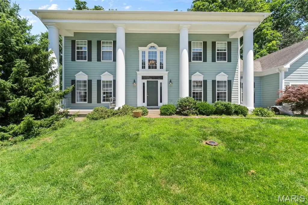 16611 Highland Summit Drive, Ballwin, MO 63011 - #1