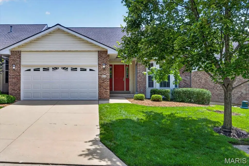 922 Penny Lane, Saint Peters, MO 63376 - #1