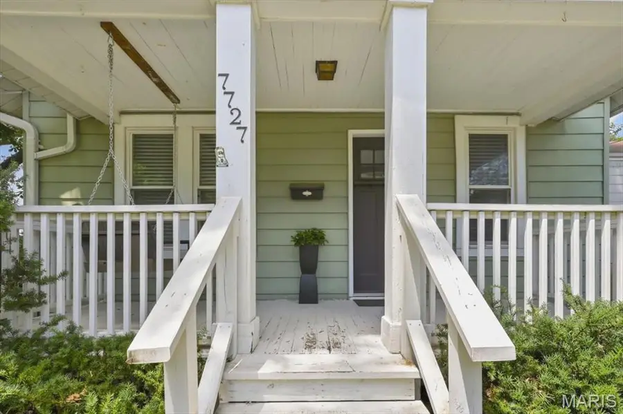 7727 Jerome Avenue, Maplewood, MO 63143 - #2
