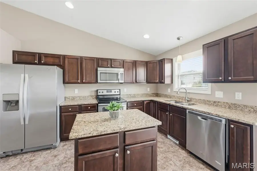 471 Honeysuckle Creek Drive, Wentzville, MO 63385 - #3
