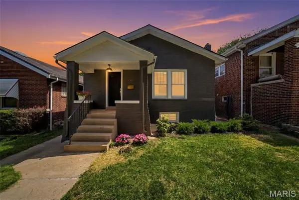 4050 Mcdonald Avenue, St Louis, MO 63116