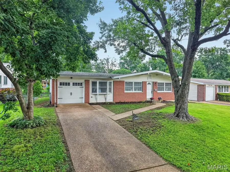 1360 Arlington Drive, Florissant, MO 63033 - #2