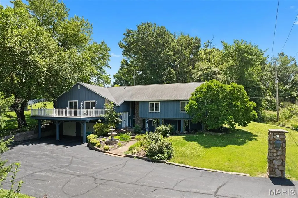 2740 Old Collinsville Road, Belleville, IL 62226 - #1