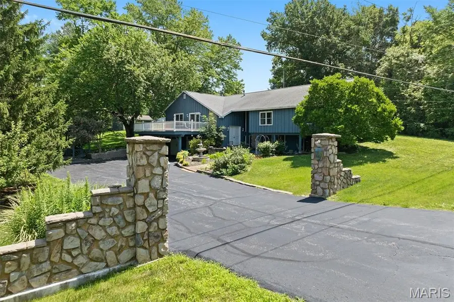 2740 Old Collinsville Road, Belleville, IL 62226 - #3