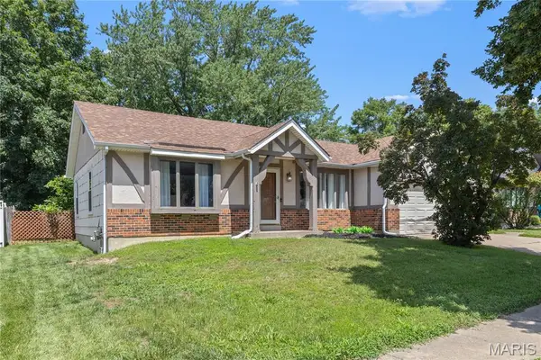 15619 91st Avenue, Florissant, MO 63034