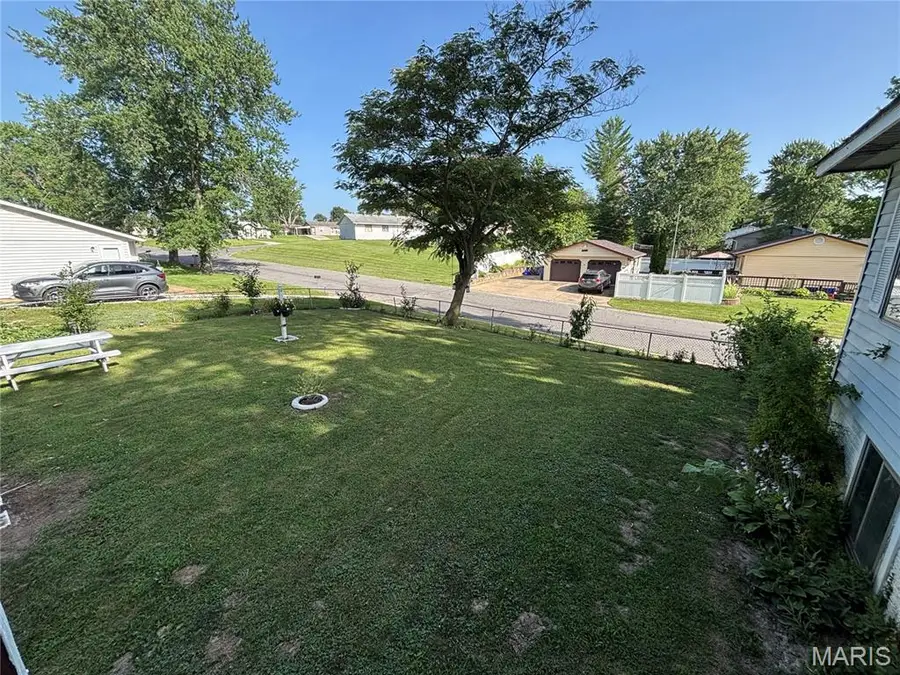 701 Valley View Drive, Bethalto, IL 62010 - #3
