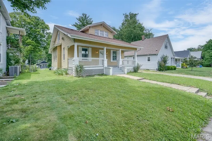 413 Cherry Street, Edwardsville, IL 62025 - #2