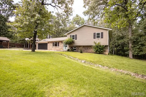 602 Wildwood Lane, Waynesville, MO 65583