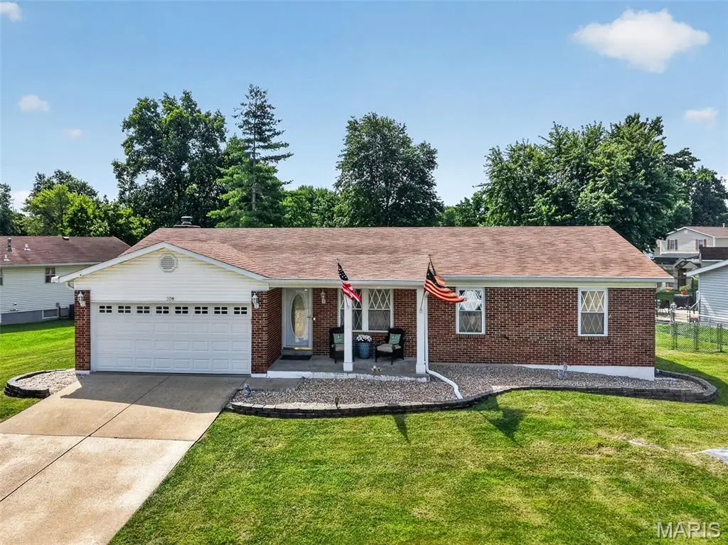 108 Sunny Hill Boulevard, Saint Peters, MO 63376 - #1
