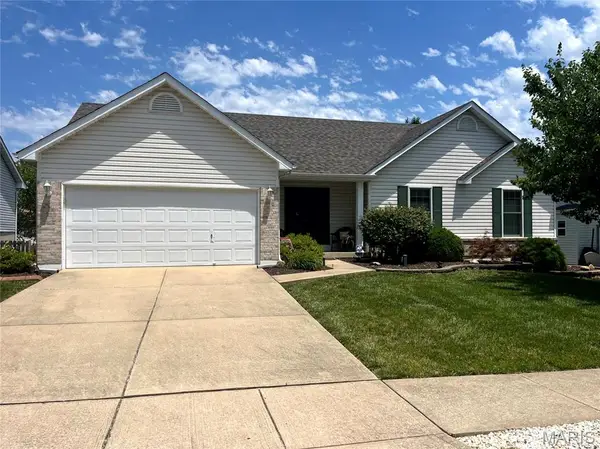 7 Twin Hollow Court, O'Fallon, MO 63366