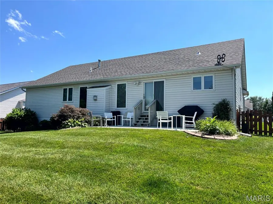 7 Twin Hollow Court, Ofallon, MO 63366 - #2