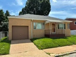 5444 Sunshine Drive, St Louis, MO 63109