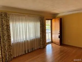 5444 Sunshine Drive, Saint Louis, MO 63109 - #2