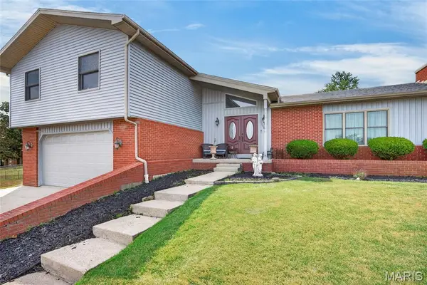 106 Meadow Lane, St Robert, MO 65584