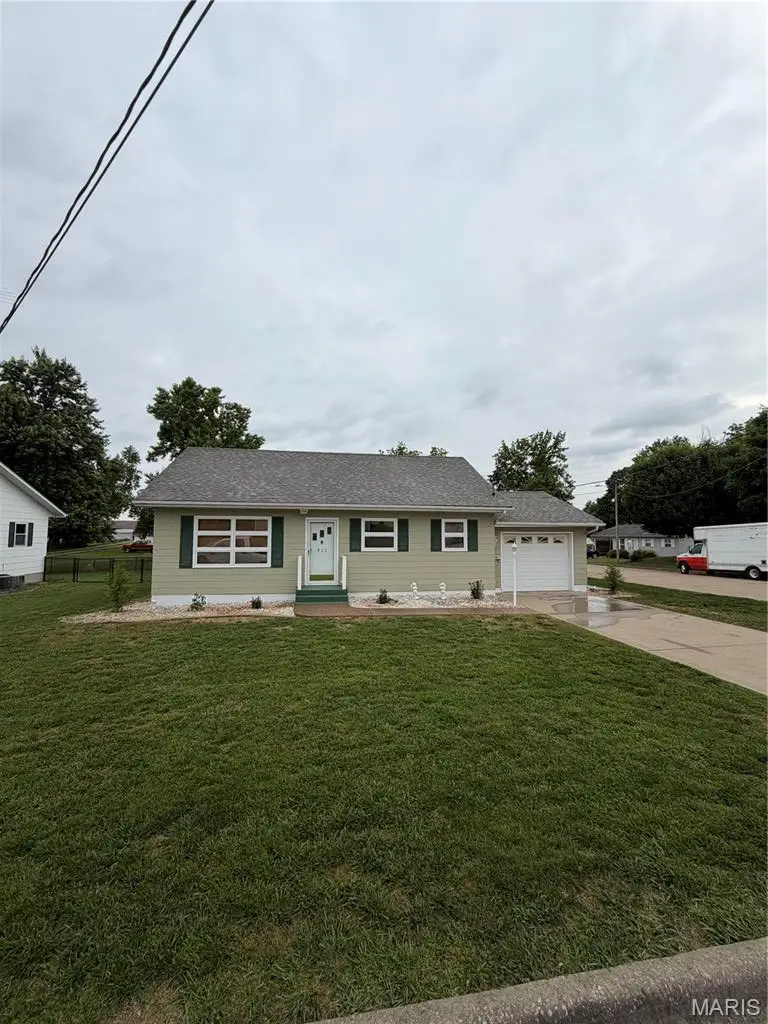 923 Chloe Street, Perryville, MO 63775 - #1